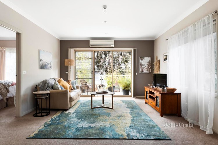 49 123 Main Road Lower Plenty 3093