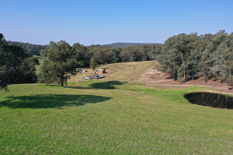 495 Waterholes Road, Clifton Creek