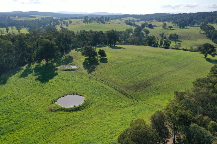 495 Waterholes Road, Clifton Creek