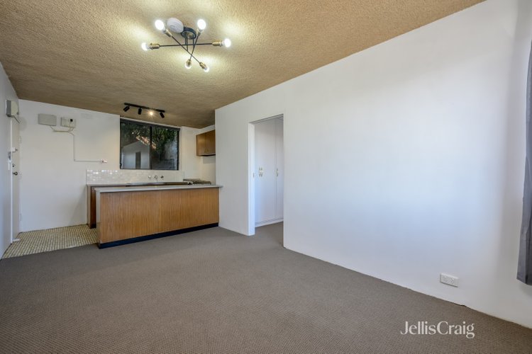 4/96-98 Glenlyon Road Brunswick 3056