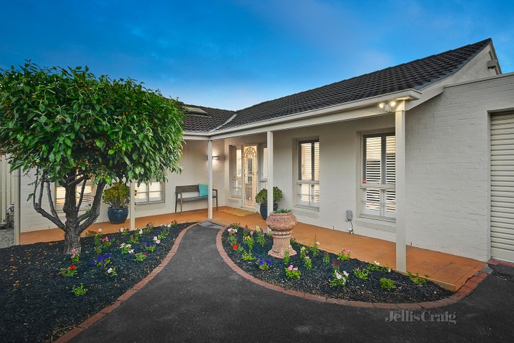 4A Anstee Grove Bentleigh 3204