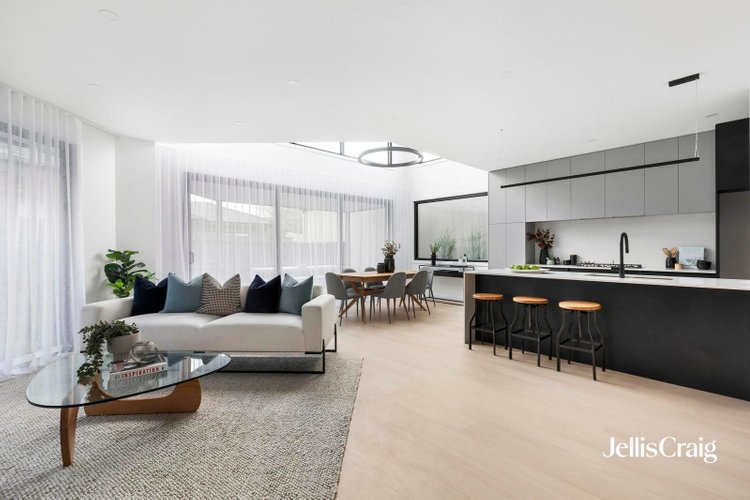 4A Tuppal Place  Keilor East 3033