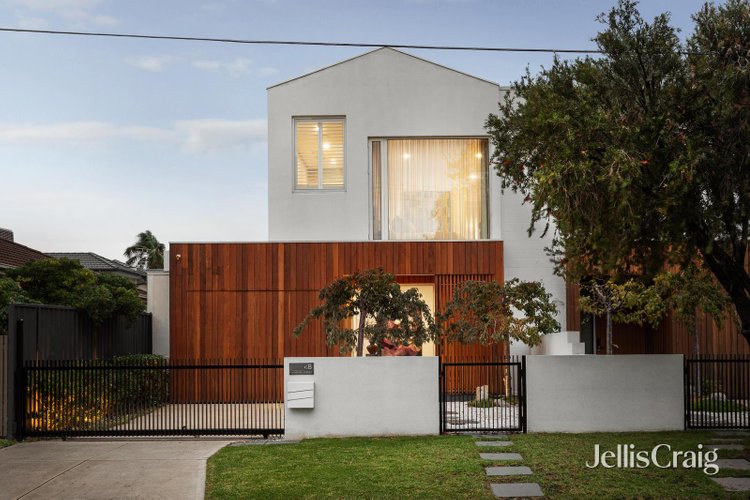 4b Hughes Street Bentleigh East 3165
