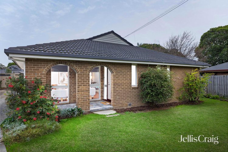 4B Lotus Court Wantirna 3152