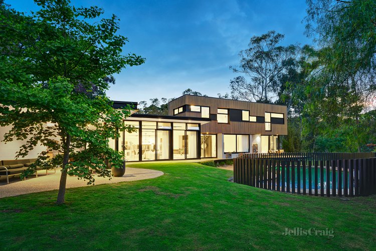 5-7 Gosford Crescent Park Orchards 3114