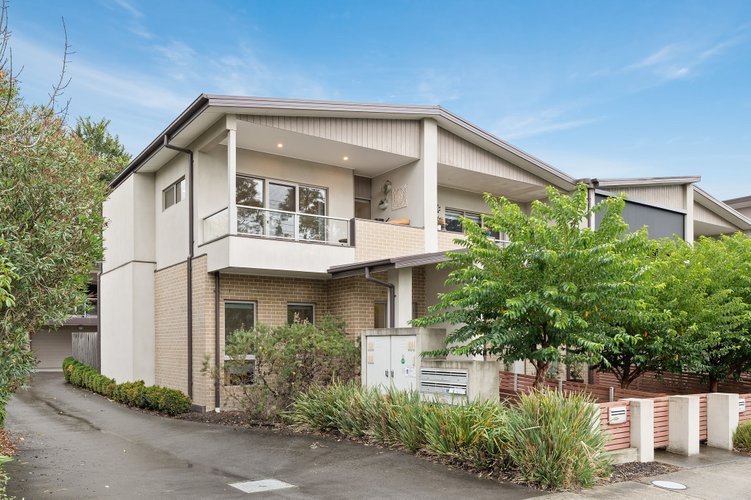 5 Adriana Close  Mooroolbark 3138