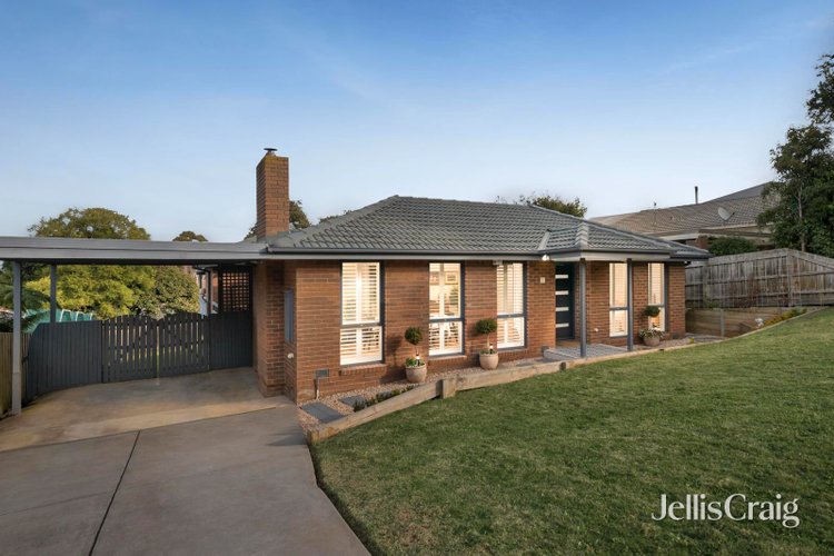 5 Ashbrook Place Mooroolbark 3138