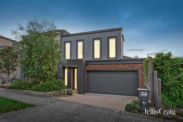5 Ashcroft Avenue Templestowe 3106