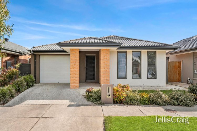 5 Beaumont Avenue Charlemont 3217