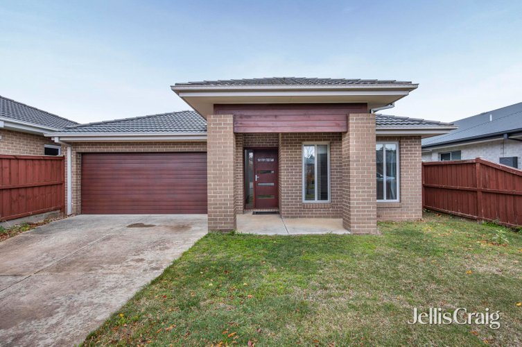 5 Bellington Drive  Alfredton 3350