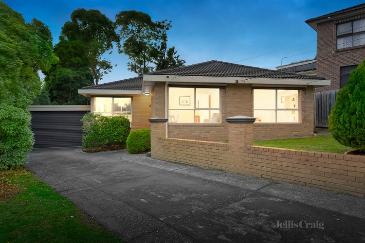 5 Burge Court Doncaster East 3109