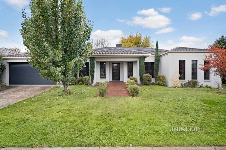 5 Cardigan Avenue Alfredton 3350