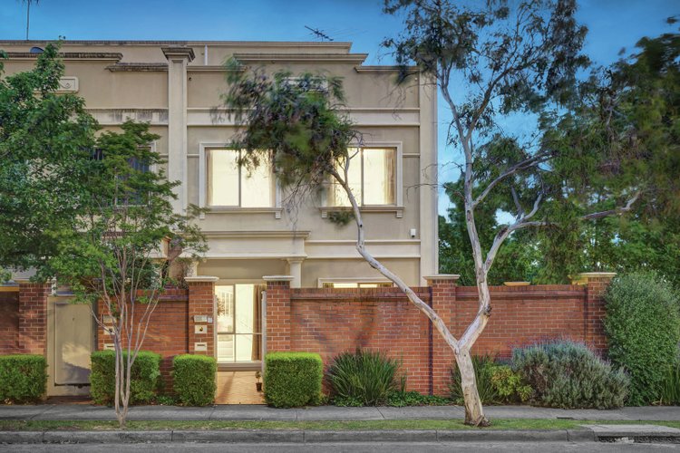 5 Carnarvon Street Doncaster 3108