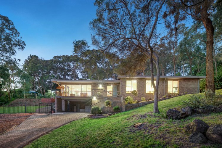 5 Chaim Court Donvale 3111