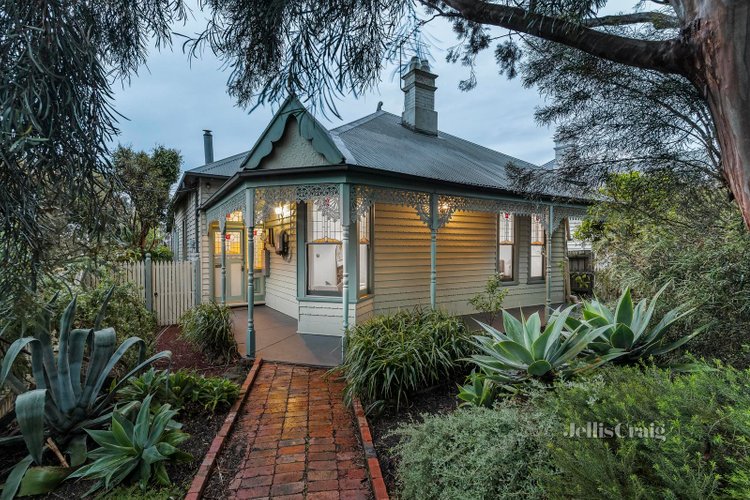 5 Clapham Street Thornbury 3071