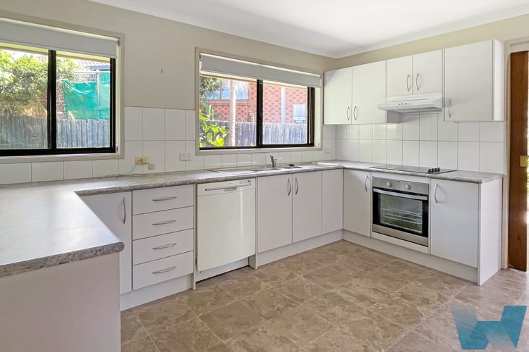 5 Clifton Close, Wy&nbsp;Yung