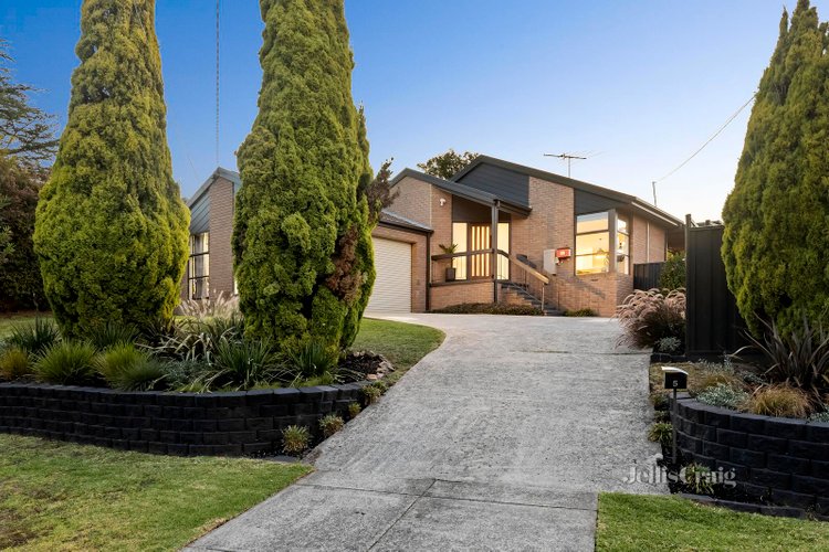 5 Clubpoint Drive Chirnside Park 3116