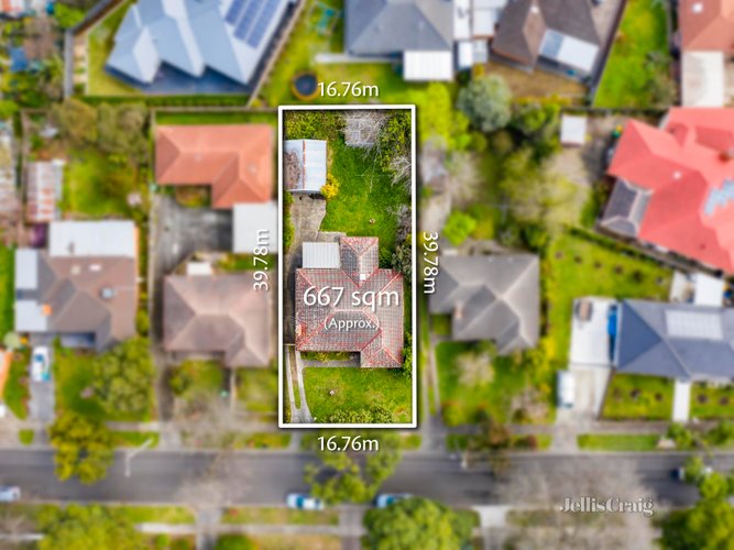 5 Craileen Street Donvale 3111