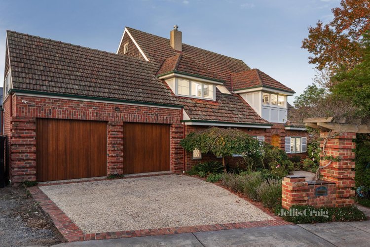 5 Crellin Grove Camberwell 3124