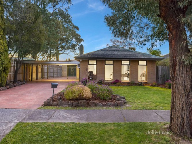5 Devlin Street Vermont 3133