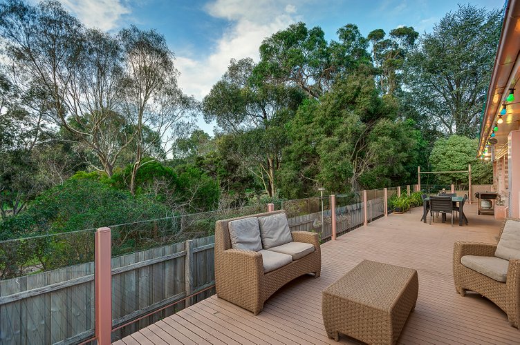 5 Devon Court Mount Waverley 3149