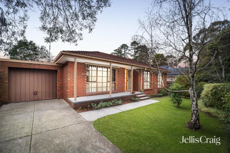 5 Dunn Street Ringwood East 3135