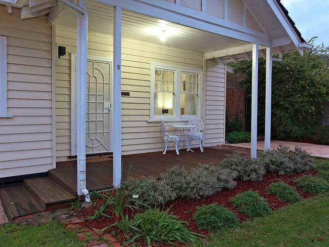 5 Ellison Street Ringwood 3134