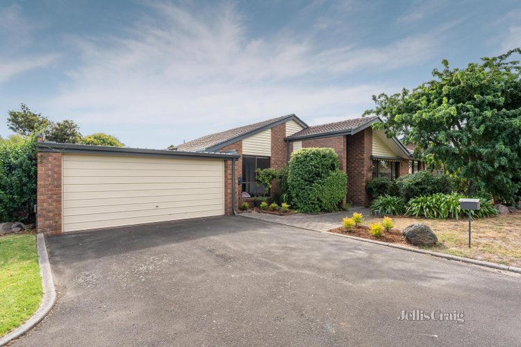5 Everest Drive Cheltenham 3192