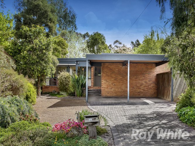 5 Grantley Drive Glen Waverley 3150