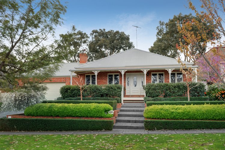 5 Grevillia Grove Plenty 3090