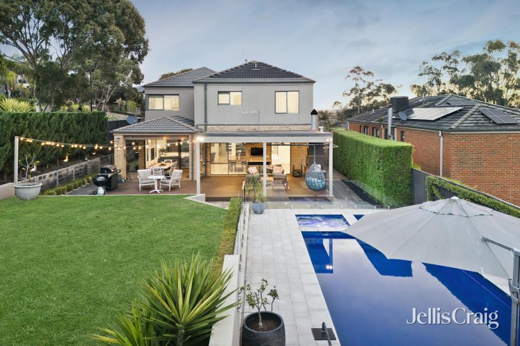5 Hakea Close Greensborough 3088
