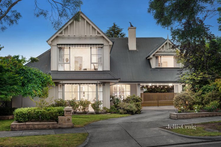 5 Hanwell Court Glen Waverley 3150