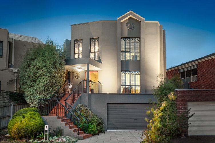5 Haynes Crescent Glen Iris 3146