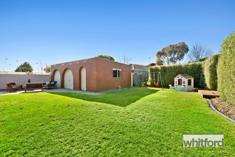 5 Hereford Drive, Belmont