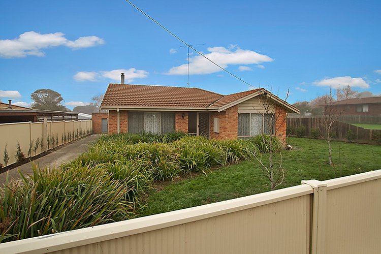 5 Jacobs Avenue Kyneton 3444