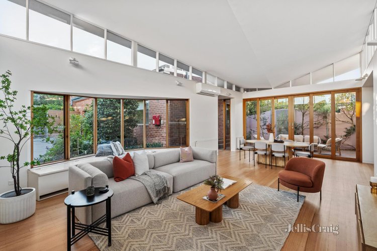 5 Kellett Grove Kew 3101