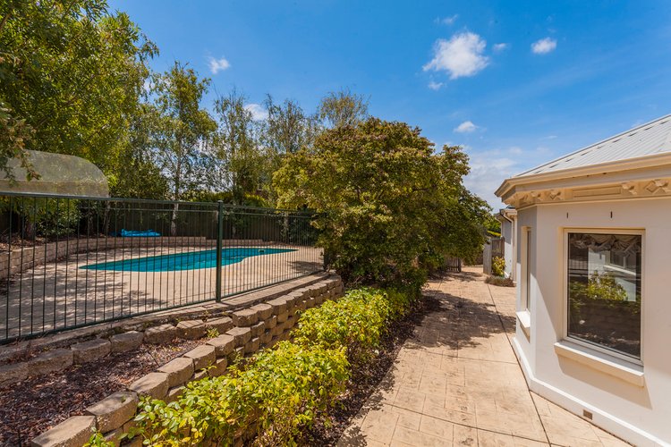 5 Koorong Court, Highton