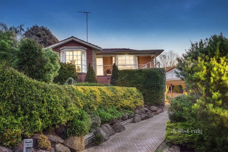 5 Larcom Court Greensborough 3088