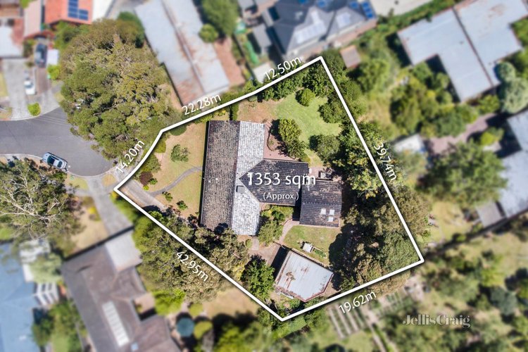 5 Latham Court Doncaster East 3109