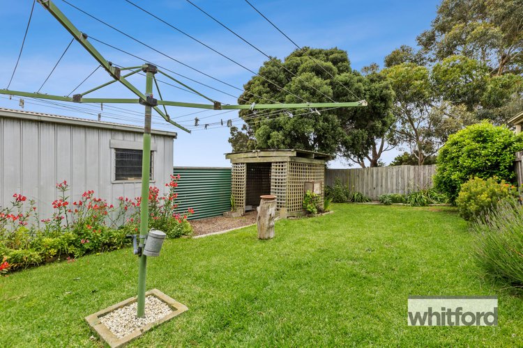 5 Lawless Court, Breakwater