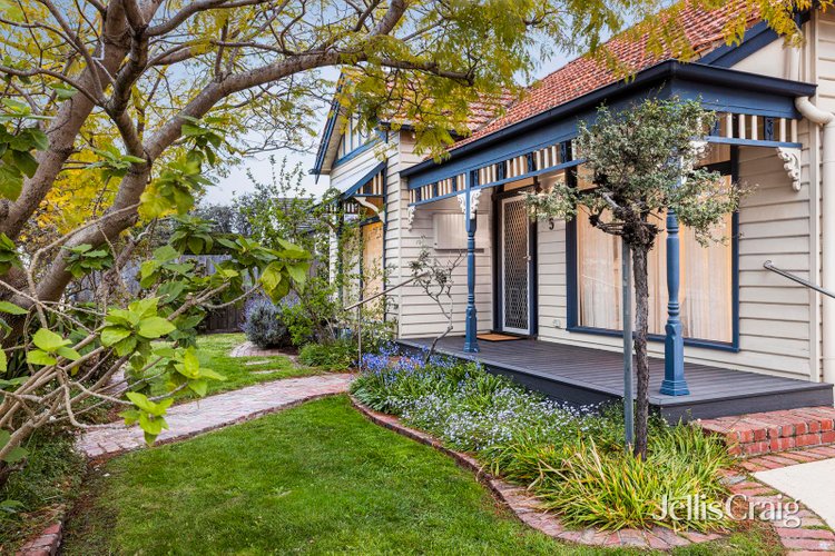 5 Lockwood Street Bentleigh 3204