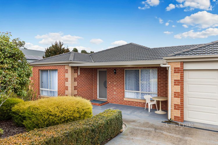 5 Martin Place Kyneton 3444