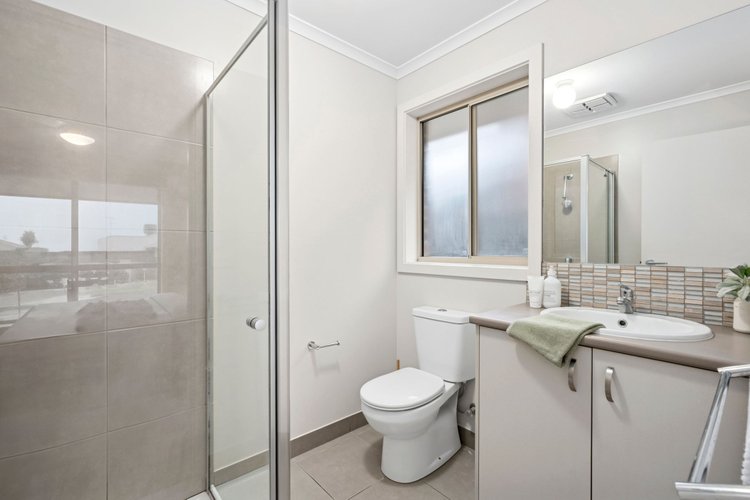 5 Masimo Road, Leopold