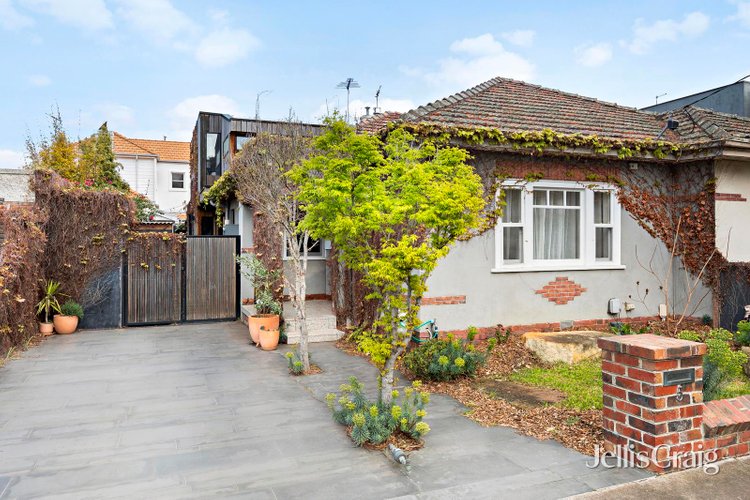 5 McCrae Street Elwood 3184