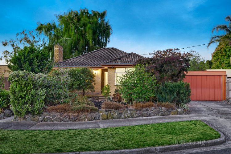 5 Miami Court Bentleigh East 3165