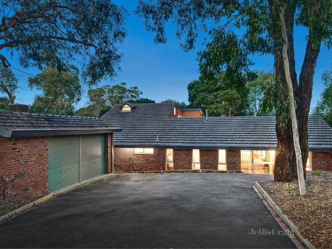 5 Munro Street Mitcham 3132