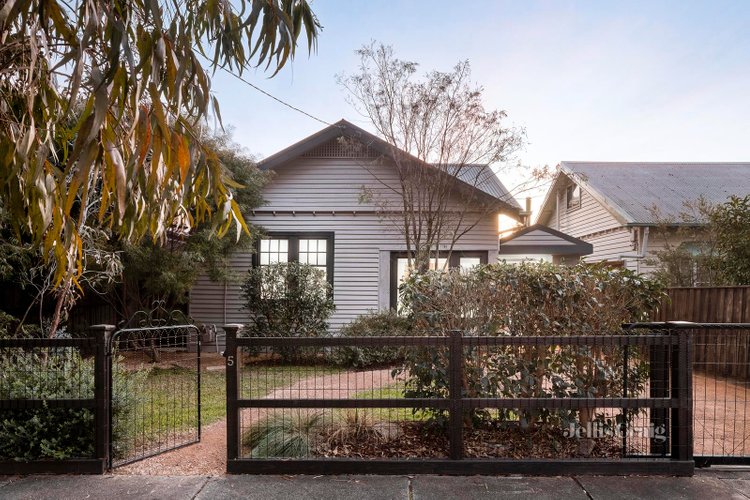 5 Oamaru Street Northcote 3070