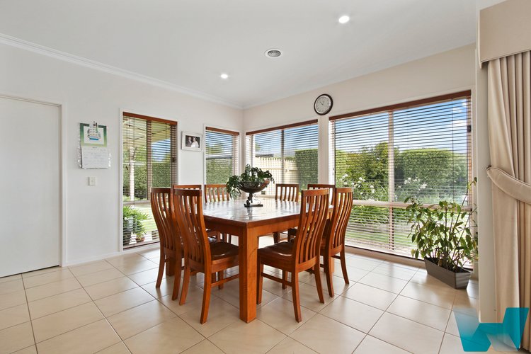 5 Parkes Court, Eastwood