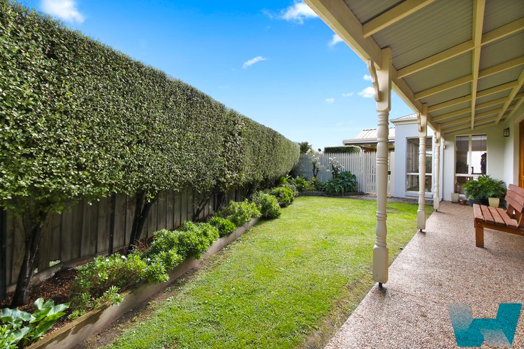 5 Parkes Court, Eastwood