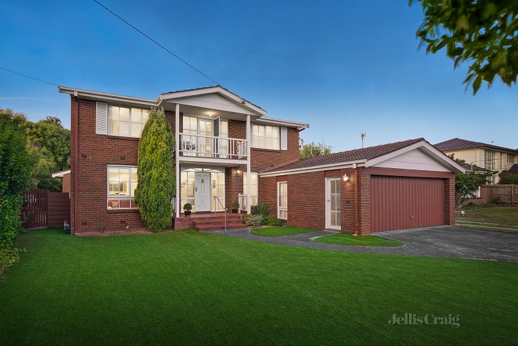 5 Portsmouth Street Mount Waverley 3149
